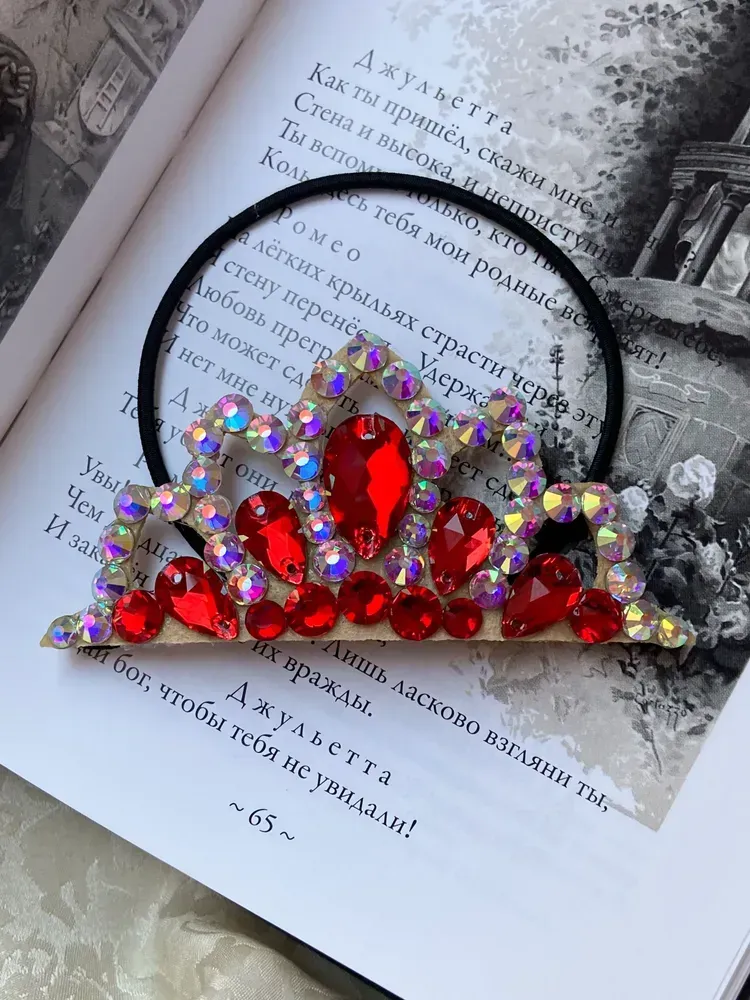 No. 10 RG Hair bun Crown (Red) view 4