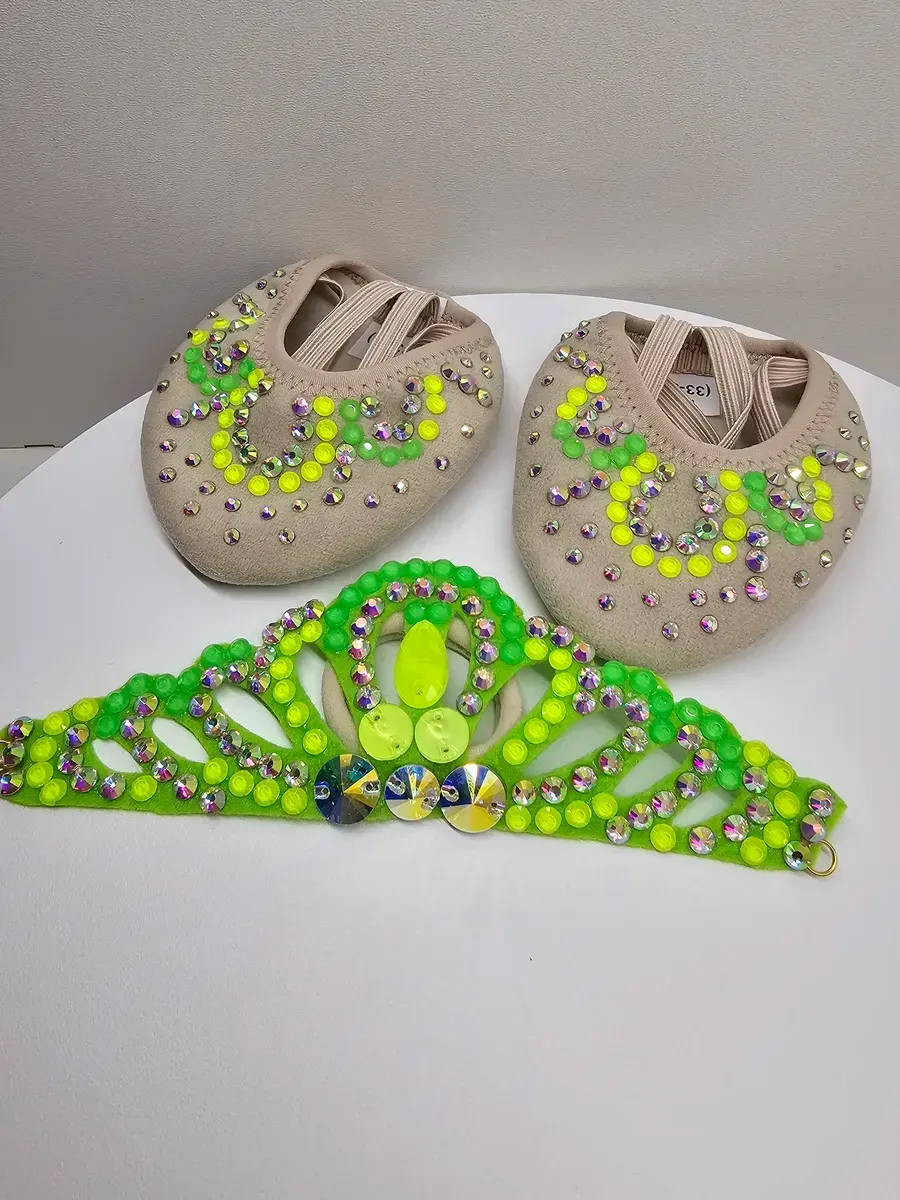 RG Set of Half Shoes & Tiara Crystals (Lime) view 5
