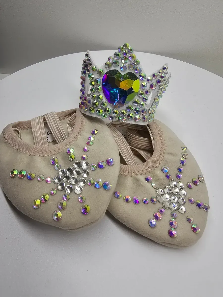 RG Set of Half Shoes & Tiara Crystals (Heart) view 3