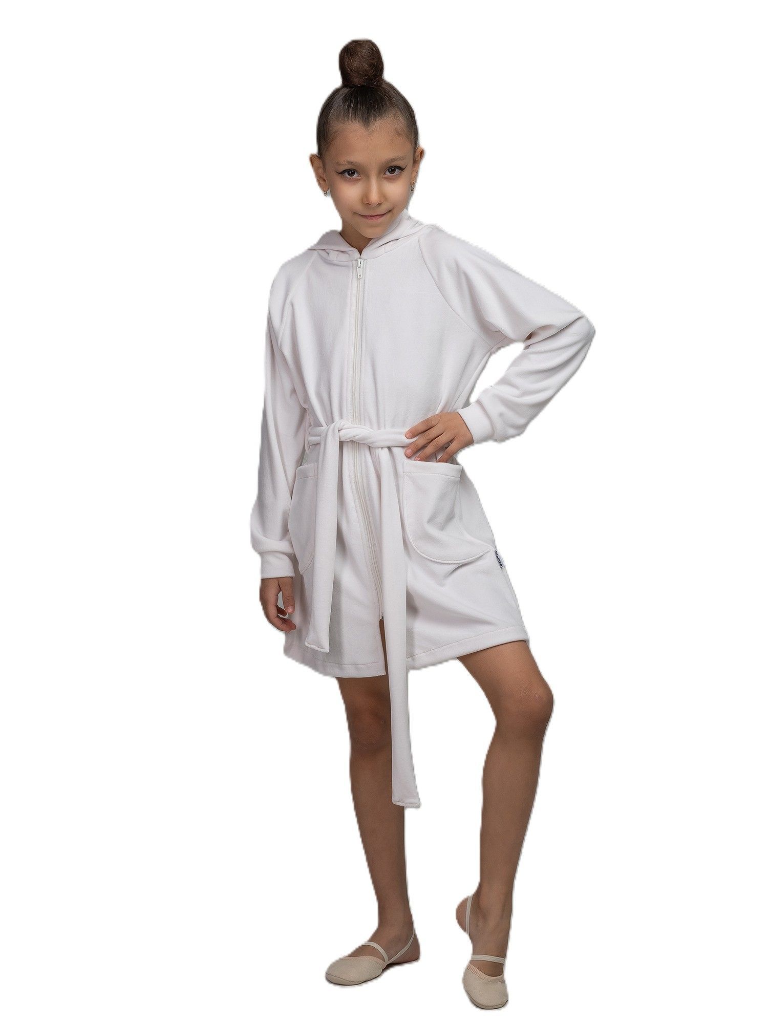 RIALITTA Robe, Rhinestones "Girl with Ribbon" White (36-40)*